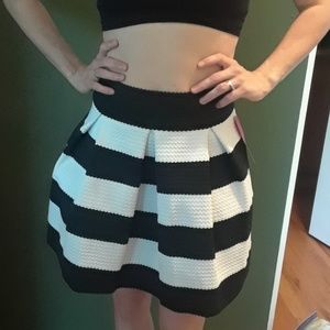 xhilaration NWT Skirt